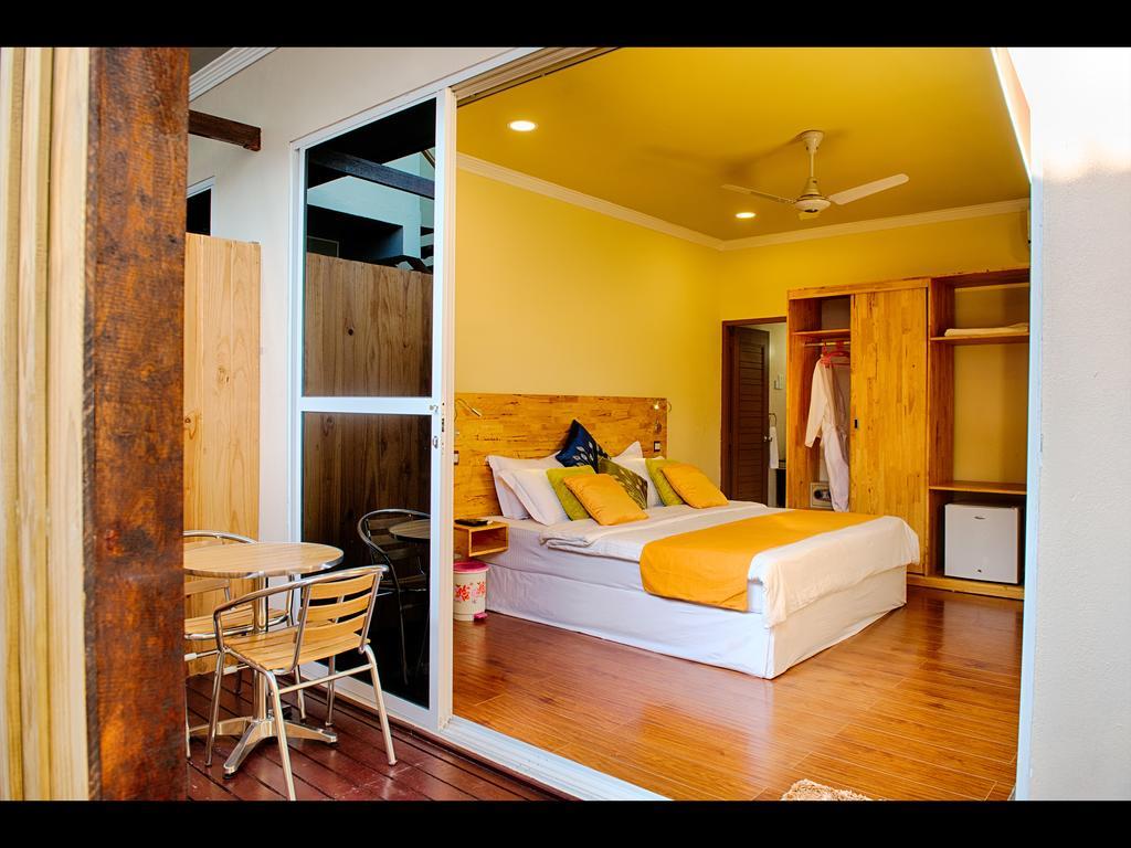 Hotel Narnia Maldives Maafushi Exterior foto
