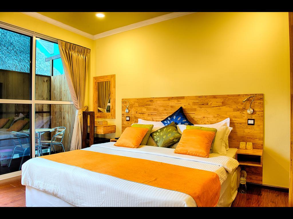 Hotel Narnia Maldives Maafushi Exterior foto