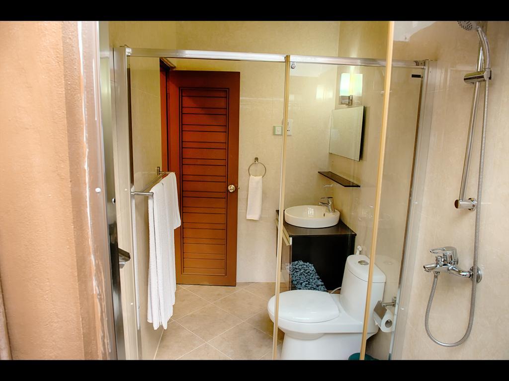Hotel Narnia Maldives Maafushi Exterior foto