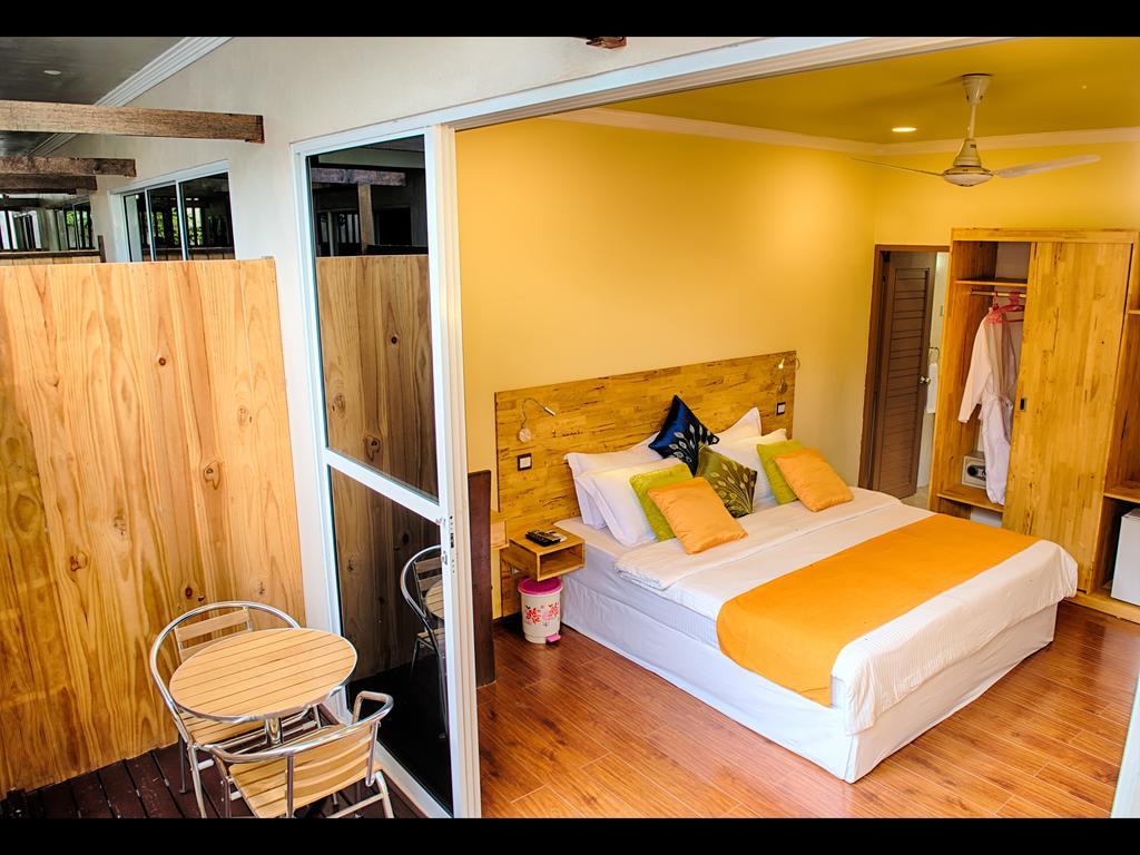 Hotel Narnia Maldives Maafushi Exterior foto