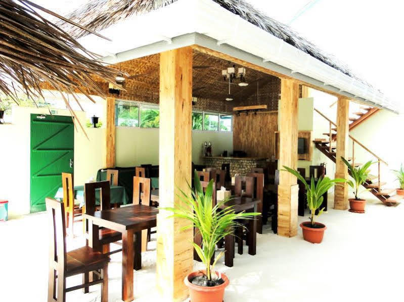 Hotel Narnia Maldives Maafushi Exterior foto